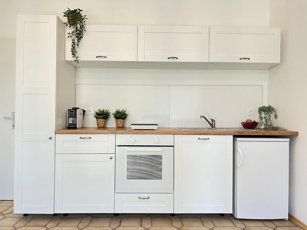 Joyful Place Apartment Виена Екстериор снимка
