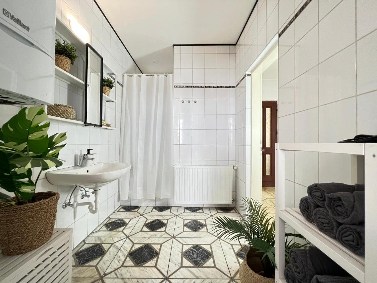 Joyful Place Apartment Виена Екстериор снимка